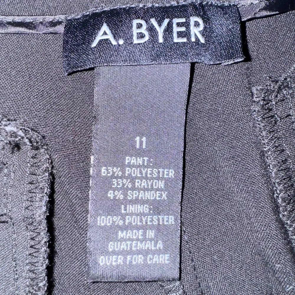 A. Beyer Black Flared Pants size jr 11. GUC